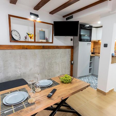 Bobevata Guest House - Floor 1 - Stunning View Old Town Veliko Tarnovo Exterior photo