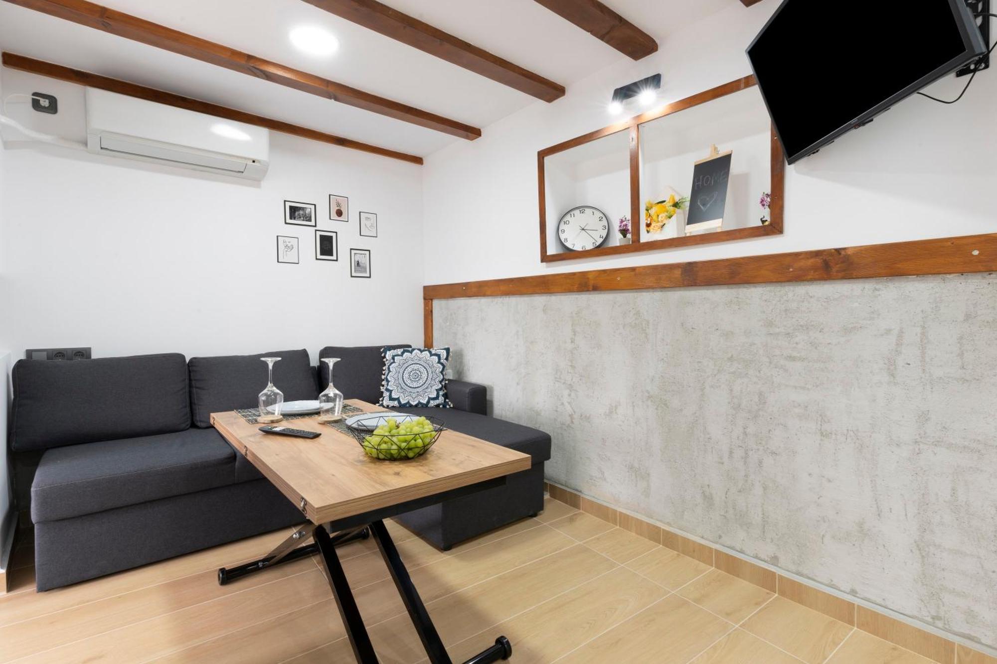 Bobevata Guest House - Floor 1 - Stunning View Old Town Veliko Tarnovo Exterior photo